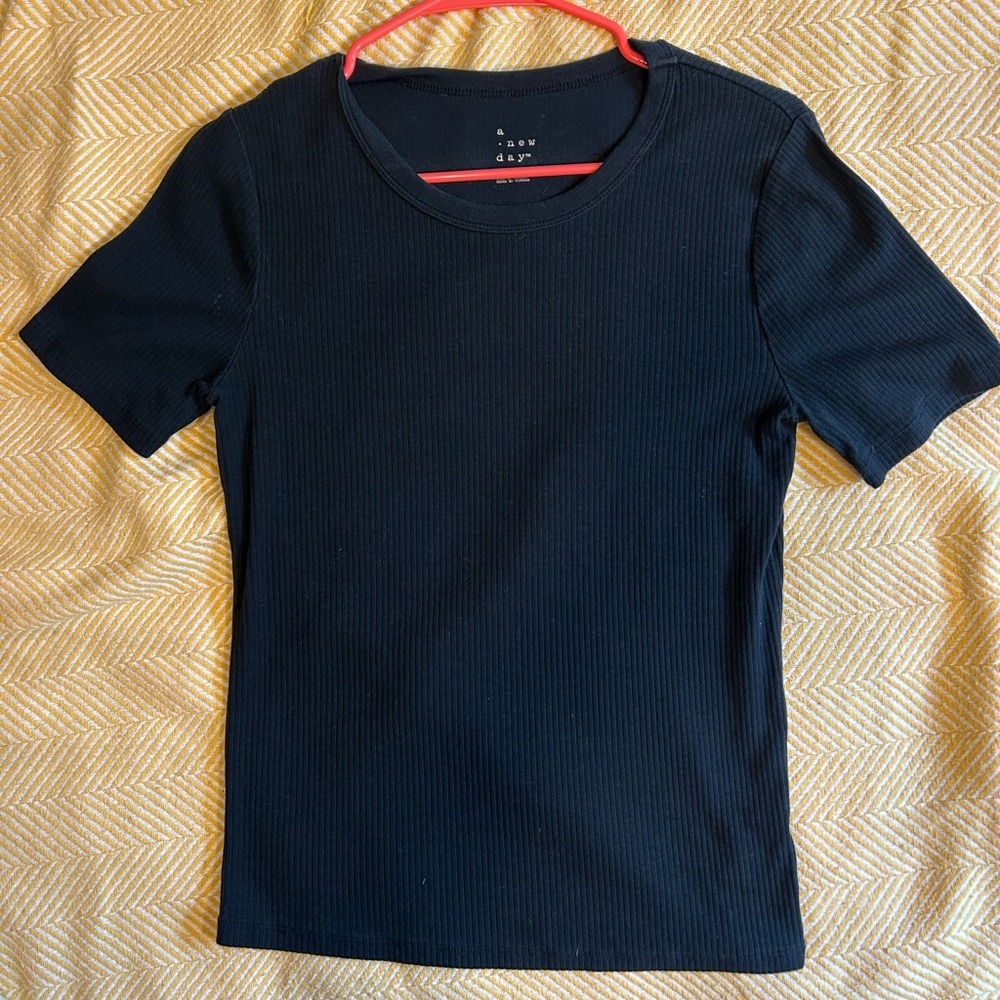 A New Day Fitted Ribbed Black Short Sleeve Tee